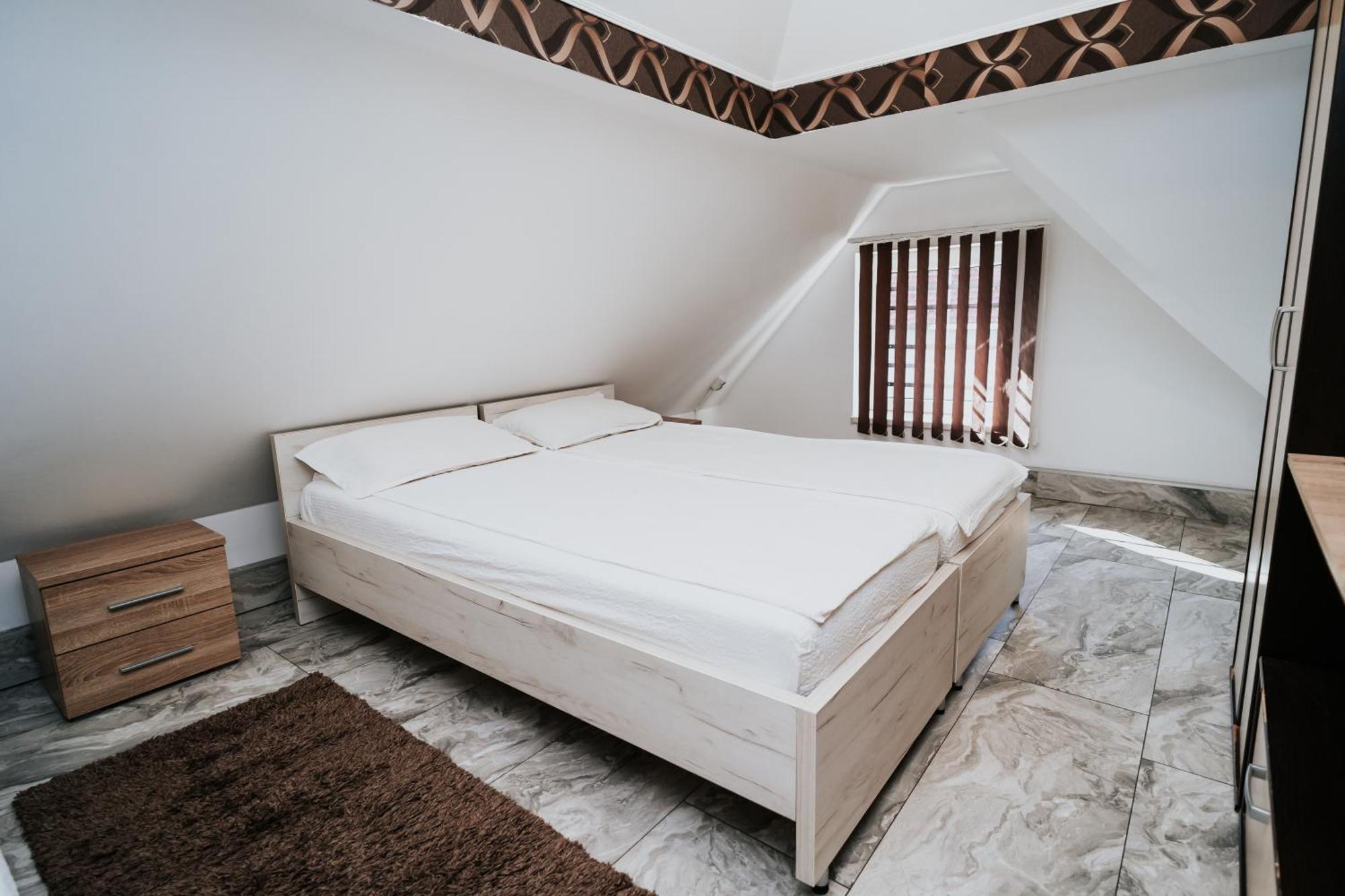 Apartment Attic シビウ エクステリア 写真